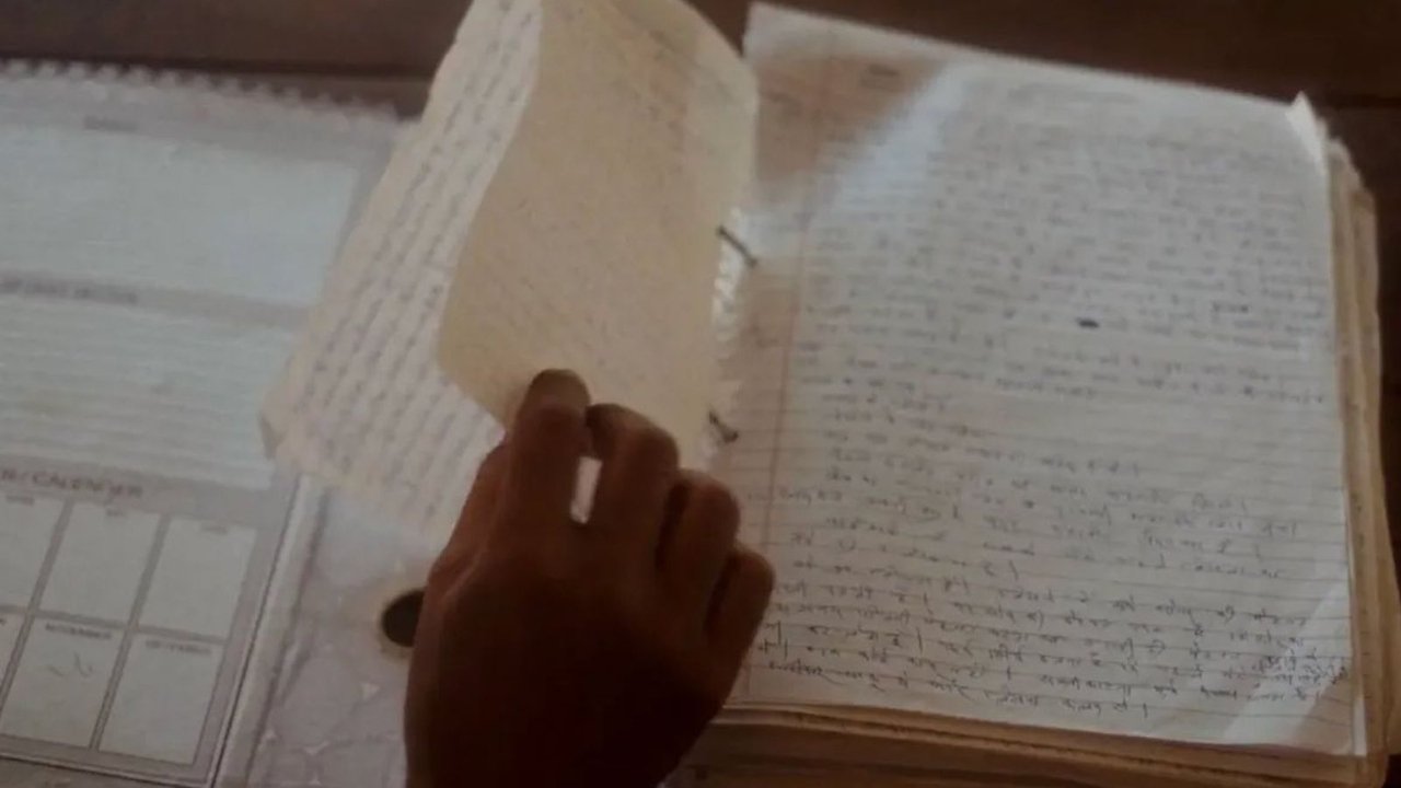 Chaar Phool Hain Aur Duniya Hai Movie Screenshot 1